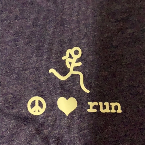 ππΌββοΈππΌββοΈππΌββοΈRunning t-shirt size M fitted - Picture 4 of 4